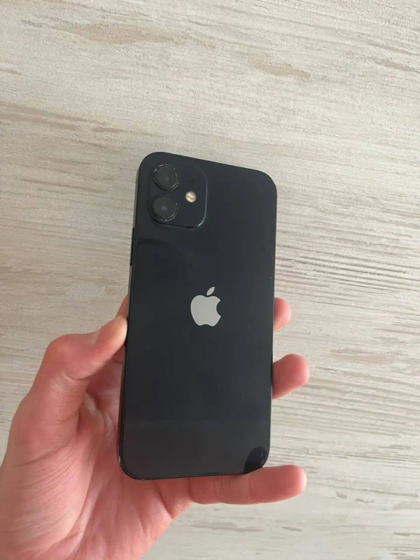 iPhone 12 128GB Black