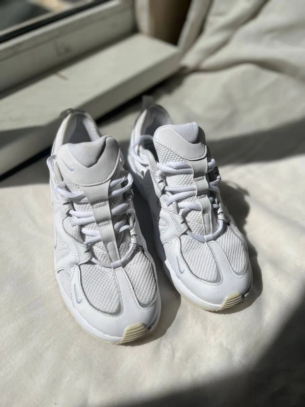 Nike Air Max Graviton Белые Кроссовки EU 41