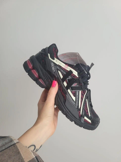 ΠΡΠΎΡΡΠ²ΠΊΠΈ New Balance 1906R