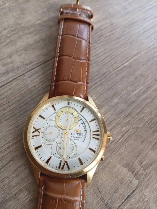 Часы Orient Chronograph