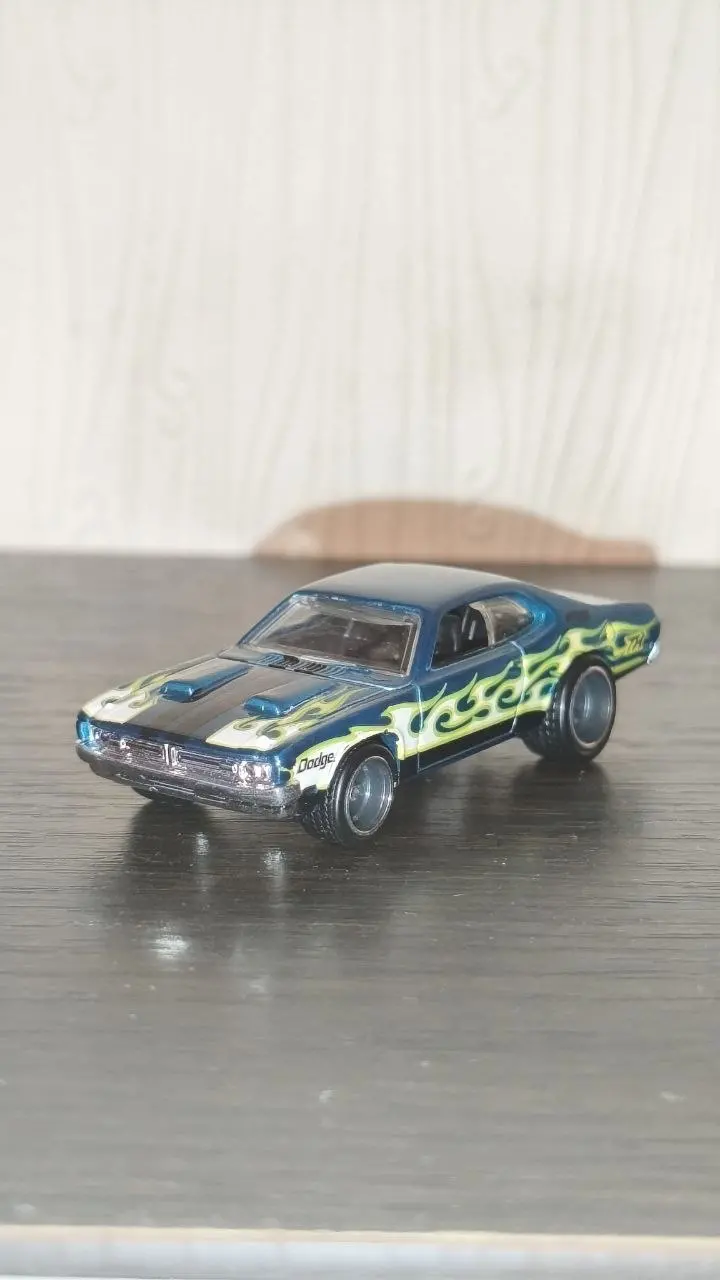 Hot Wheels Dodge модель машинки
