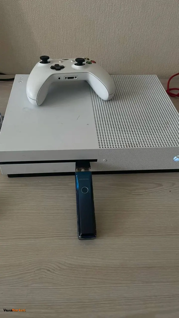 Xbox One S + Геймпад + Pod-система