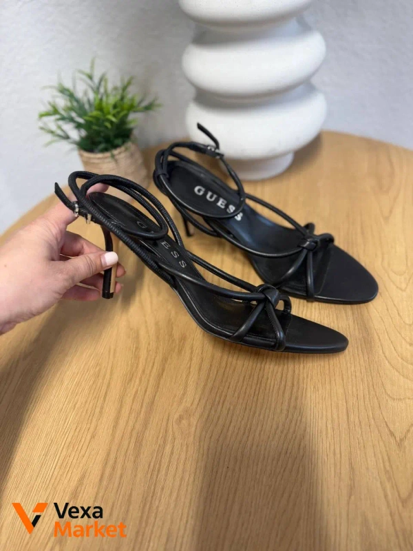 Босоніжки GUESS чорні жіночі на підборах розмір 41