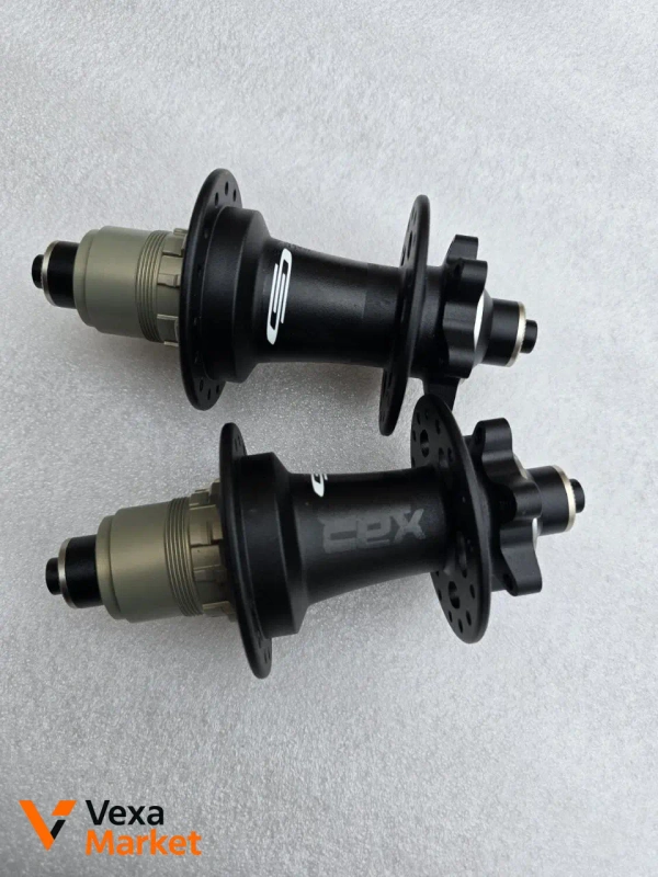 Задня втулка KT Q-lite 135x9 32h XD