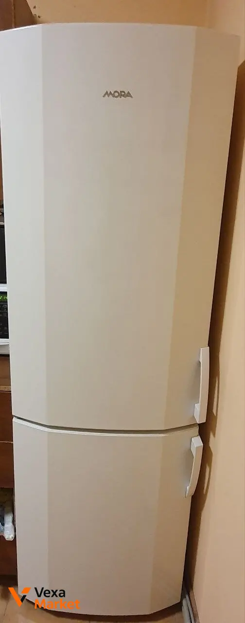 Холодильник Mora MRK 6305 W