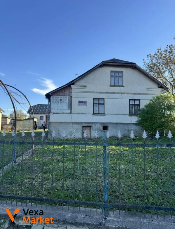 Продаж будинку в с. Личківці, Гусятинський район, Тернопільська область
