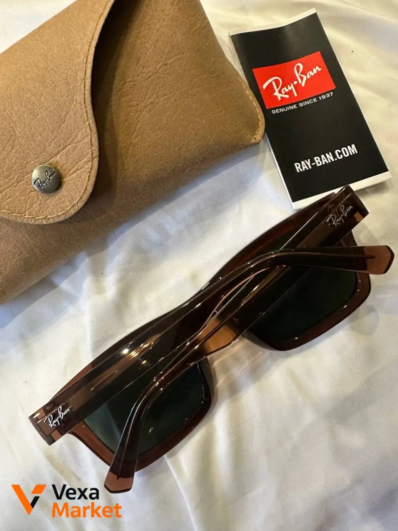 Солнцезащитные очки Ray-Ban RB4396 — фото 4