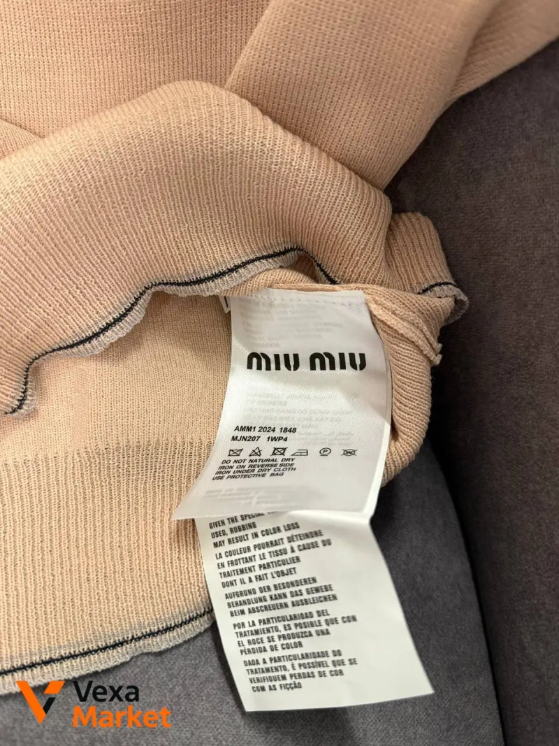 Трикотажная футболка Miu Miu женская размер S — фото 2