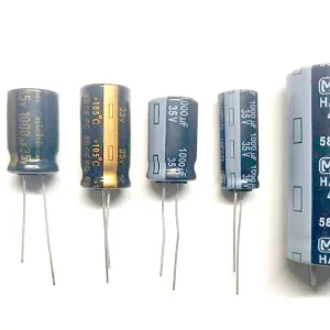Конденсатори Panasonic, Nichicon, Sanyo 1000uF-4700uF 35V-50V