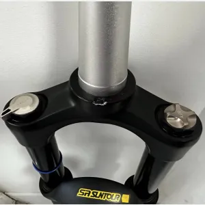 SR Suntour AION 34 29" 140mm Boost 15x110 Повітряна вилка