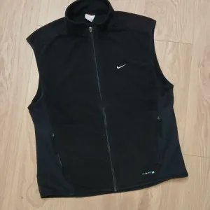 Флисовая женская жилетка Nike L-LX