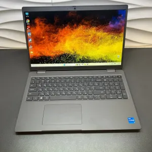 Ноутбук Dell Latitude 3540 15.6" FHD IPS i5-1335U 16GB 256GB SSD 2024