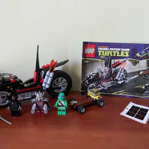 LEGO Teenage Mutant Ninja Turtles 79101 Shredder's Dragon Bike