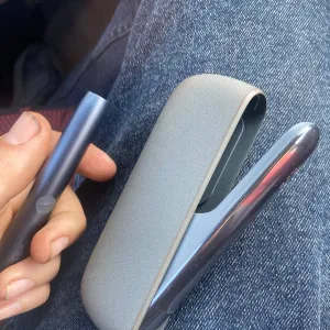 IQOS ILUMIA почти новый, полный комплект