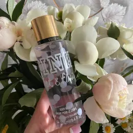 Victoria's Secret PINK Body Mist "Sweet & Flirty" 250 мл