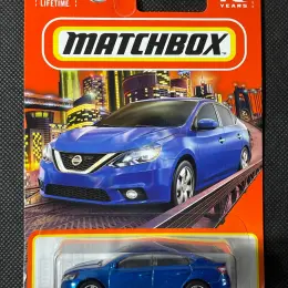 Matchbox Nissan Sentra 2016 синий