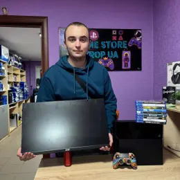 Игровой монитор + Игровая приставка PS4