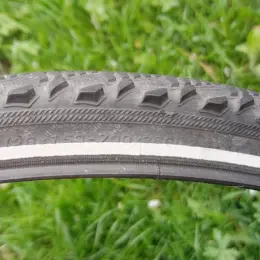 Пара велосипедных шин Schwalbe CX COMP 28x1.50 (700x38C) со светоотражающей полосой