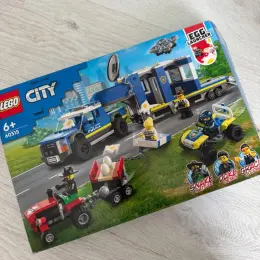 Lego City 60315 Полицейский командный фургон
