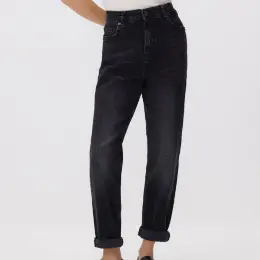 Женские джинсы boyfriend Reserved UK 20 / 54 черные