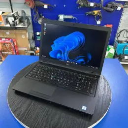 Ноутбук 15.6" Dell Latitude 7520 i5-8350U, 16GB RAM, 256GB SSD, MX 130 2GB