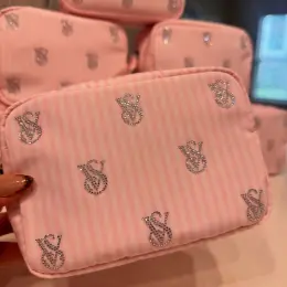 Косметичка Victoria's Secret