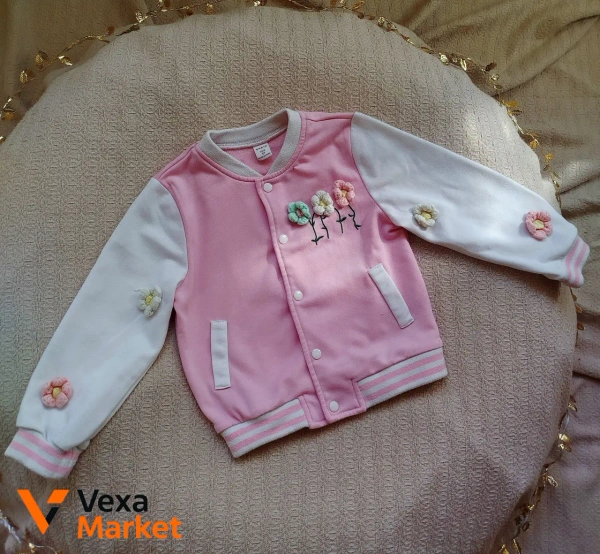 Дитячий бомбер з аплікаціями квітів