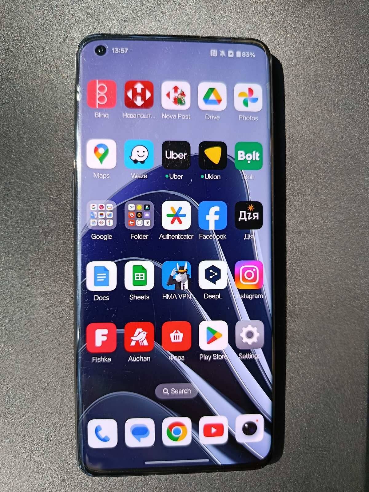 ФЛАГМАН Смартфон OnePlus 10 Pro 6.7' 12/256 Gb Volcanic Black EU Global Version