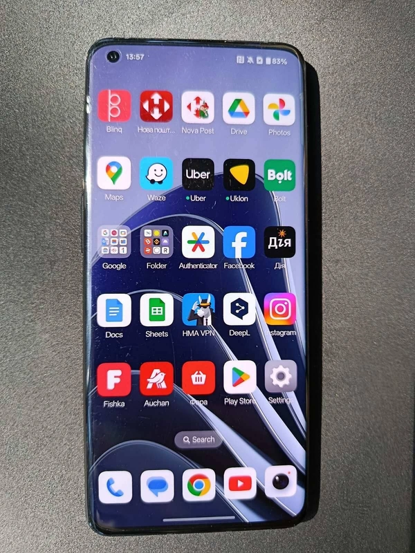 ФЛАГМАН Смартфон OnePlus 10 Pro 6.7' 12/256 Gb Volcanic Black EU Global Version