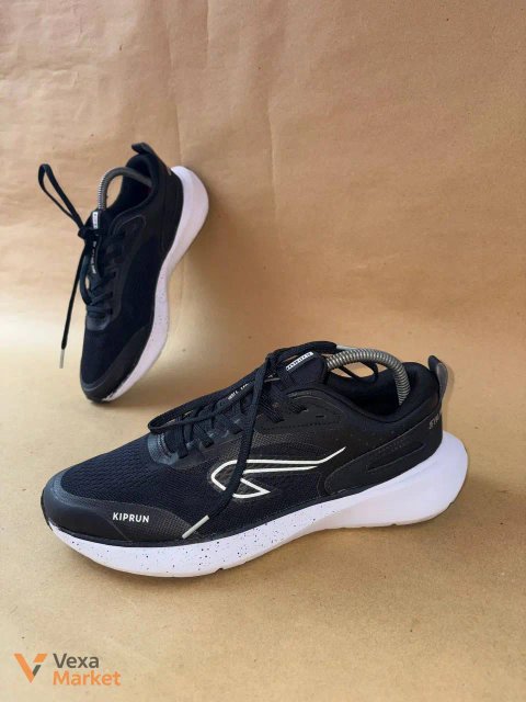 Кросівки для бігу Kiprun Jogflow 39 (25 см)