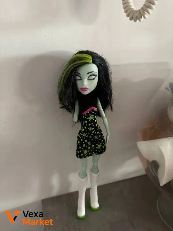 Лялька Monster High Скара Скрімс (Scarah Screams)