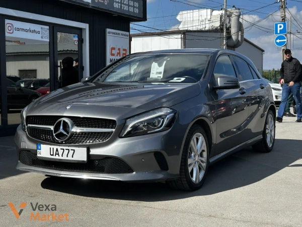 Mercedes-Benz A-Class 2017 Дизель 2.2л Автомат Сірий
