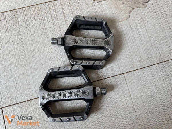 Платформені педалі Shimano PD-EF202