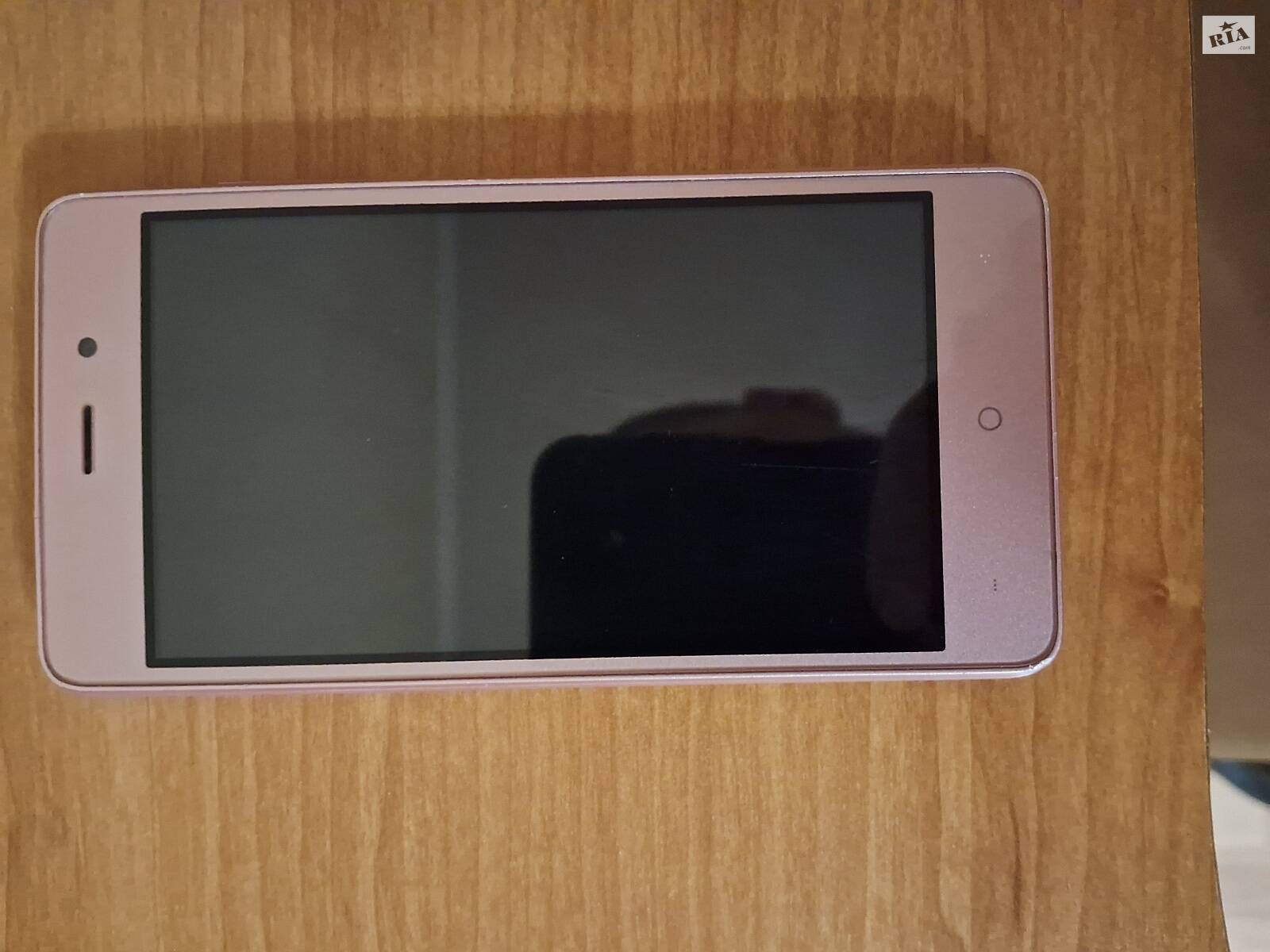 Продам смартфон LEAGOO Z3с,розовий.  ТОРГ
