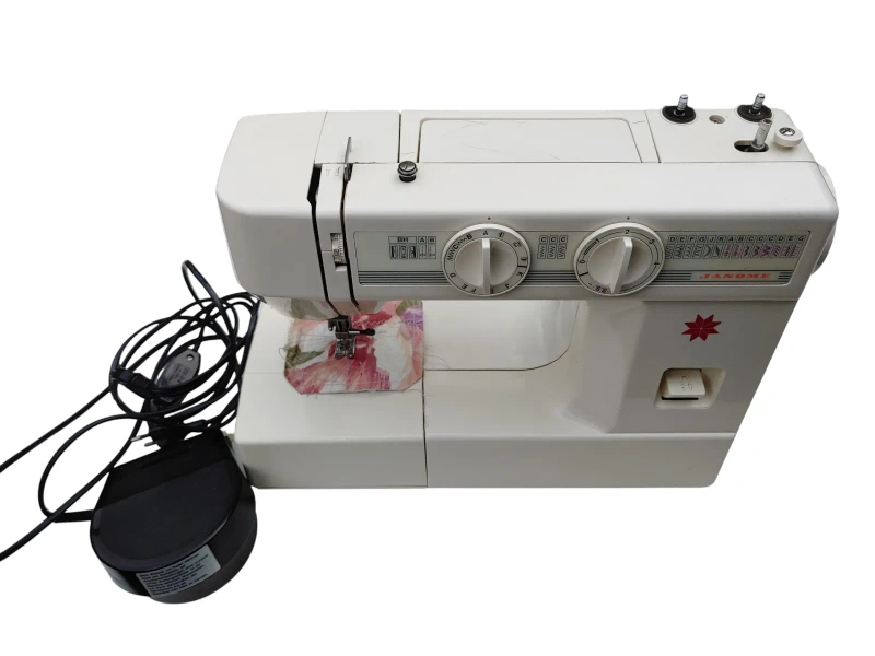 Швейная машина Janome J-540 (В рабочем состоянии + инструкция) — фото 2