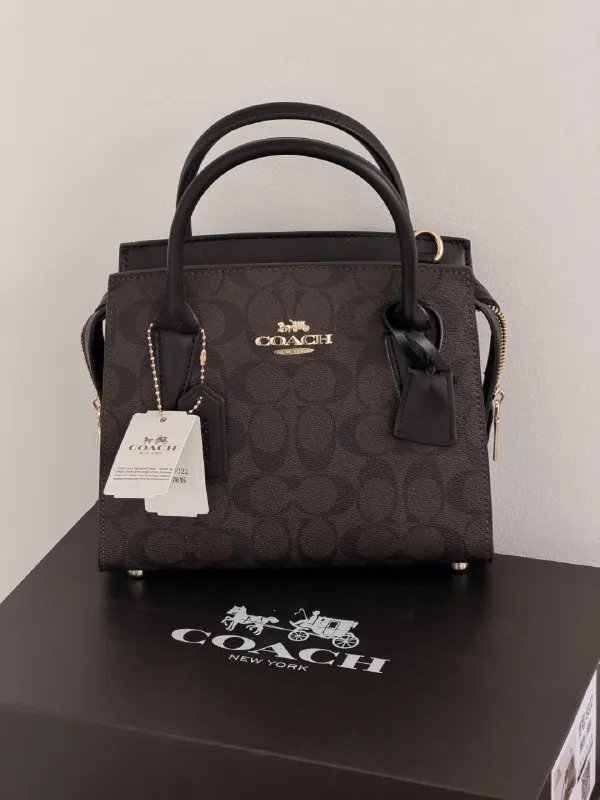 Сумка Coach Andrea Carryall шкіряна золота фурнітура — фото 2