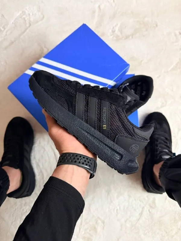 Кросівки Чоловічі Adidas Retropy E5 All Black