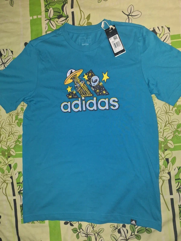 Продам футболку Adidas (оригінал)