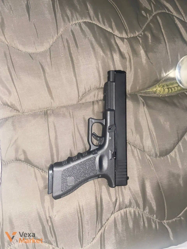 Страйкбольный пистолет Glock 34 от E&C (East Crane)