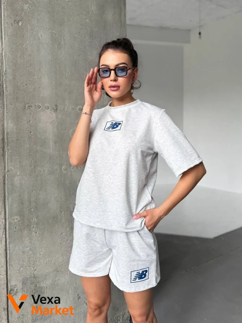 Костюм New Balance женский оверсайз футболка и шорты меланж — фото 5