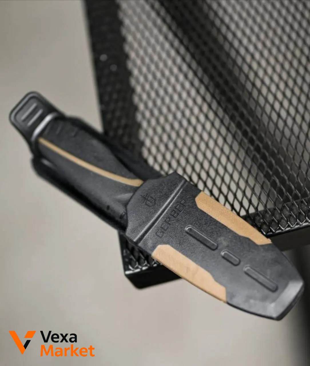 Ніж Gerber AK з чохлом та інструкціями з виживання