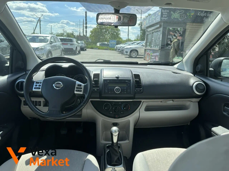 Nissan Note 2010 Бензин 1.4л Механика Черный — фото 5