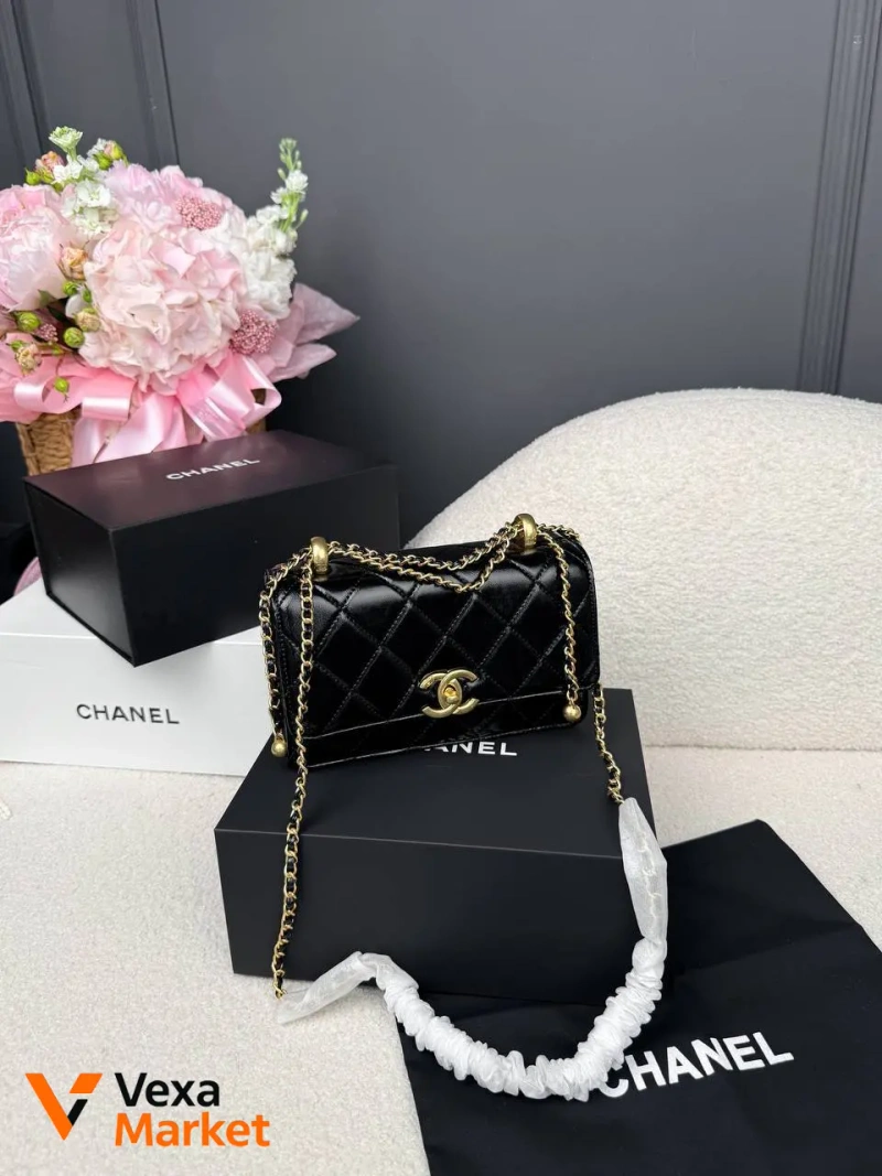 Chanel Mini Flap Bag из гладкой кожи — фото 5