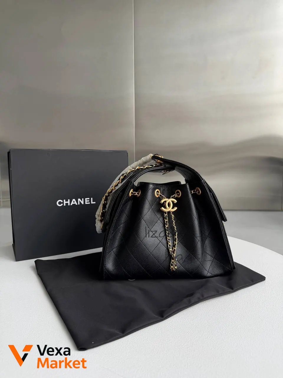 Chanel Hobo 25 черная зернистая кожа