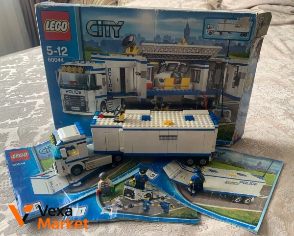 Конструктор LEGO City 60044 Мобильный отряд полиции