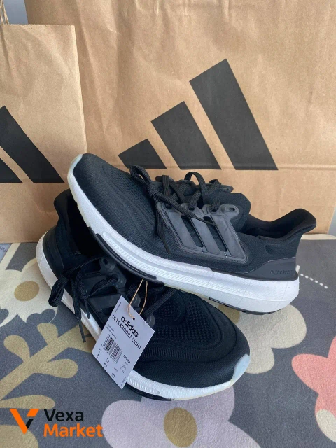 ΠΡΠΎΡΡΠΎΠ²ΠΊΠΈ ΠΌΡΠΆΡΠΊΠΈΠ΅ Adidas Ultraboost 22 Performance Black