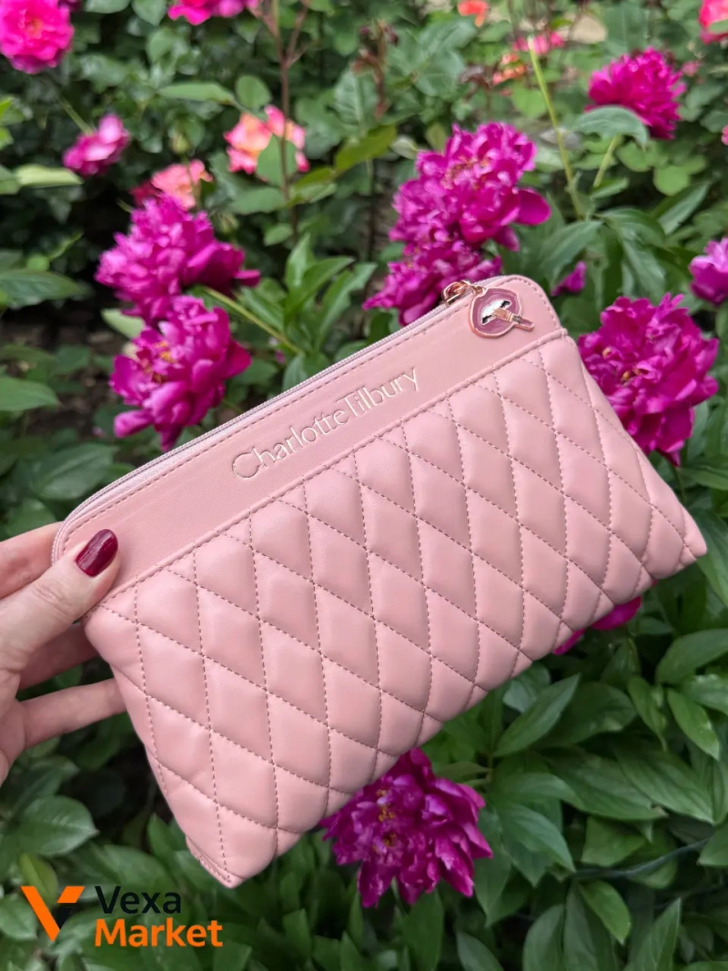 Косметичка Charlotte Tilbury рожева з PU-шкіри — фото 3