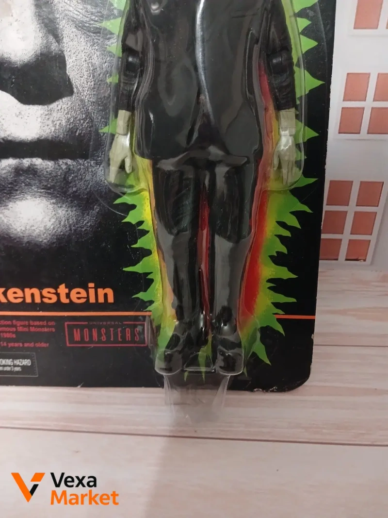 Фігурка NECA Universal Monsters Frankenstein — фото 3
