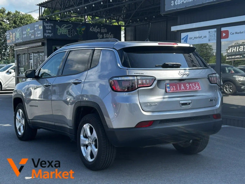 Jeep Compass 2018 Бензин 2.4л Автомат Сірий — фото 3