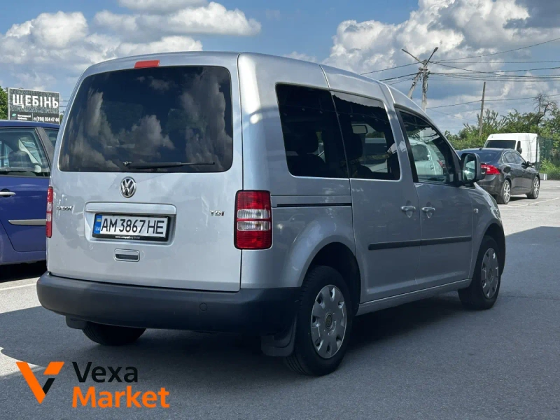 Volkswagen Caddy III покоління (FL) 2012 Дизель 1.6 л. — фото 2